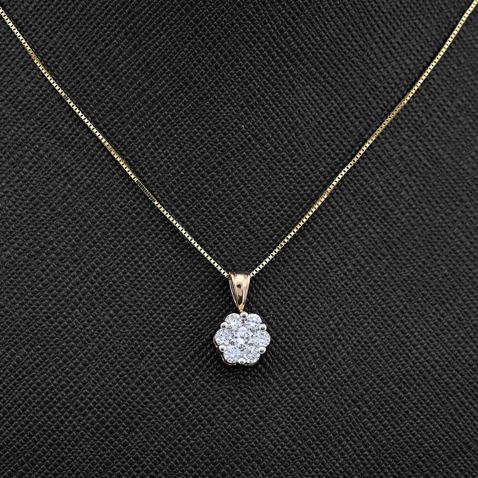 10K Yellow Gold 0.75 CT Natural Diamond Flower Cluster Pendant Box Chain Set