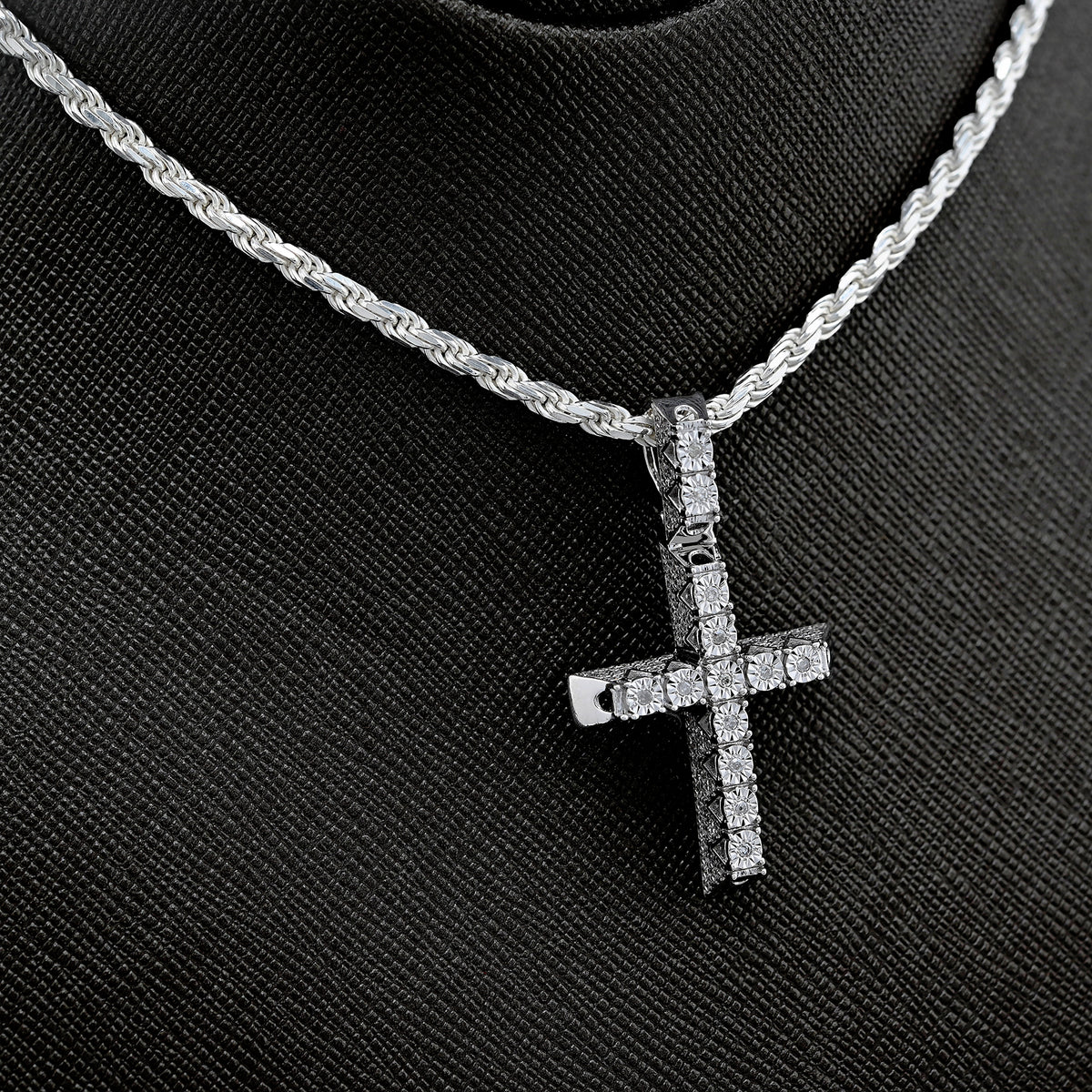 925 Natural Diamond Cross Charm 0.42 ctw Pendant 3.8g 38mm