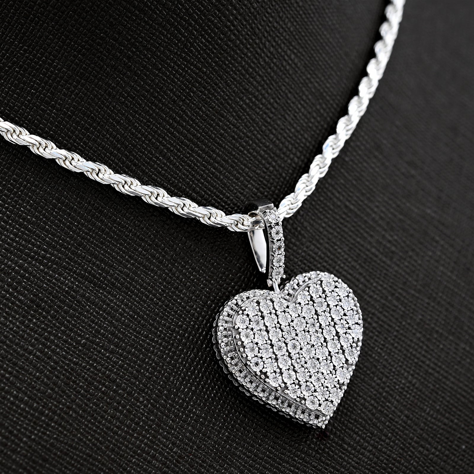 925 Natural Diamond 0.35 CTW Heart Shape Pendant Women Charm