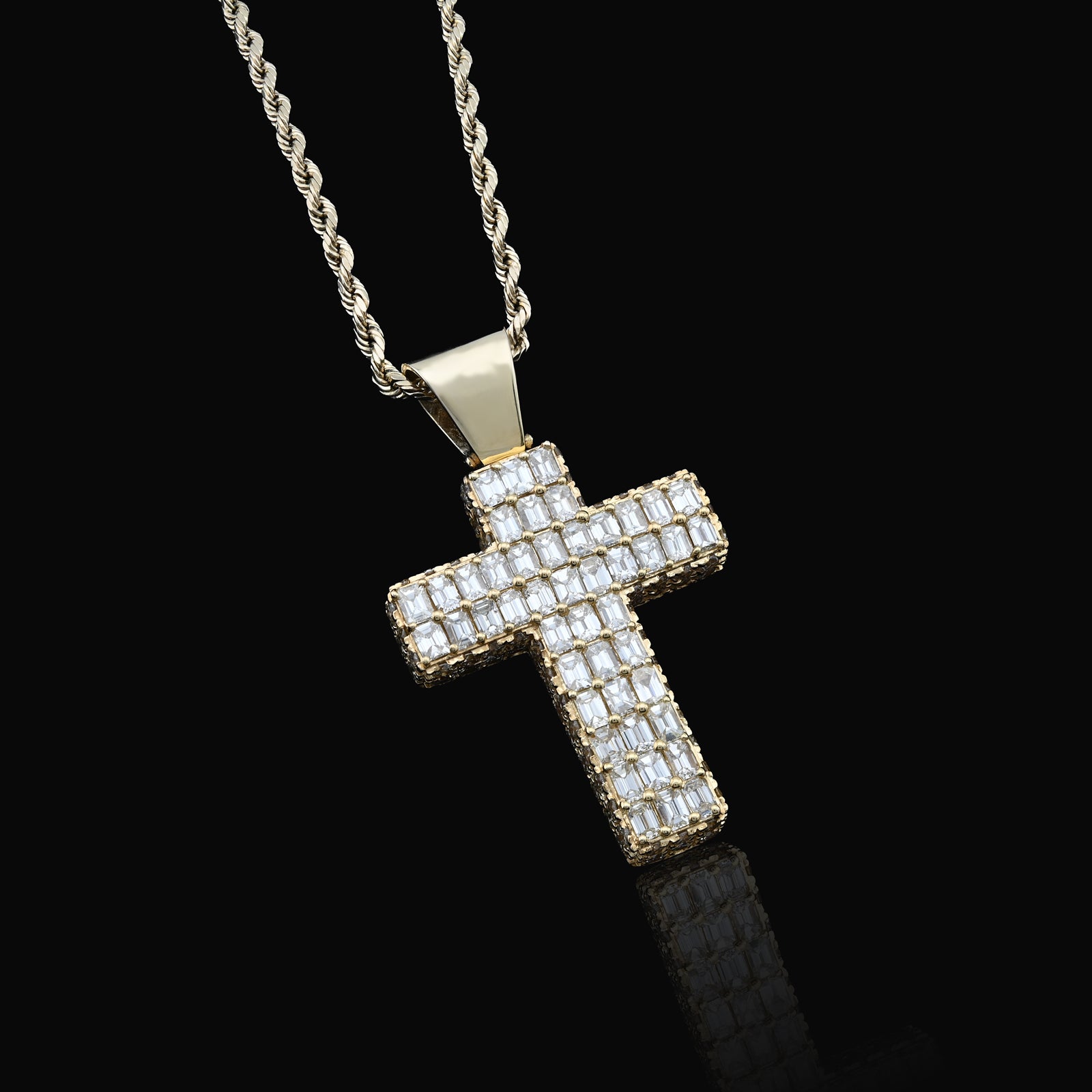 10K Yellow Gold 3.5 CT Natural Diamond Emeralds Religious Cross Pendant Men 12.3 g Charm 43.4 MM